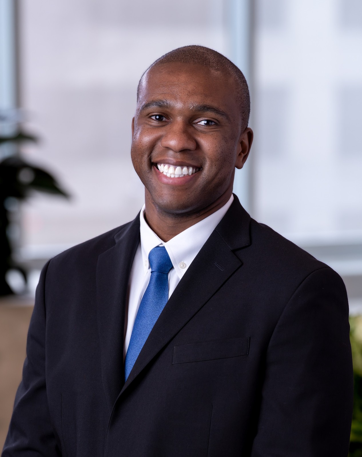 Portrait of Dr. Geqigula Dlamini